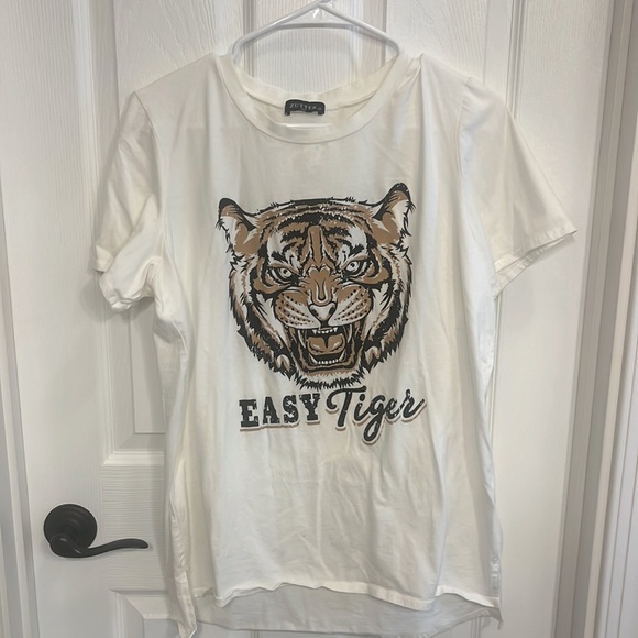 Easy Tiger Graphic Tee - Picture 2 of 5